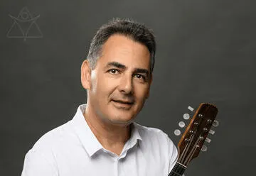 המנדולינה של קפטן ויואלדי - אנסמבל מצו מארח את נגן המנדולינה שמואל אלבז